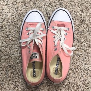 Women’s shoes converse